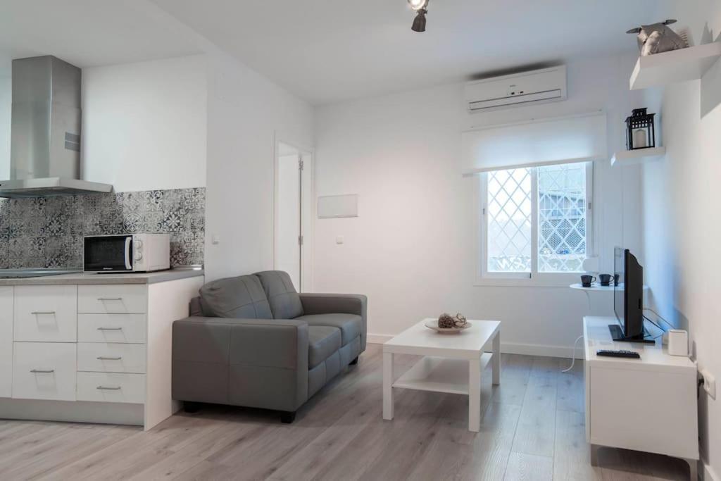 Moderno Apartamento En Plaza Merced Málaga Eksteriør billede